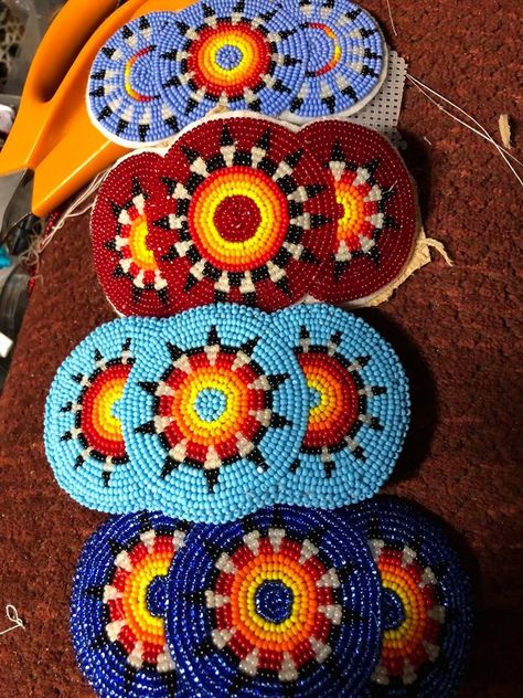 Beaded Regalia, Powwow Beadwork, Beaded Pins, Beaded Barrettes, Native American Beadwork Patterns, Bead Hair, Native Beading, Native Beading Patterns, Beaded Hair Clips