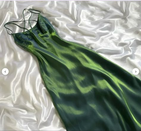 Green Whimsical Dress, Green Prom Dress Aesthetic, Goth Prom Dresses, Green Dress Aesthetic, Blue And Yellow Dress, Goth Prom, Emerald Dresses, Prom Dress Inspo, Shimmer Dress