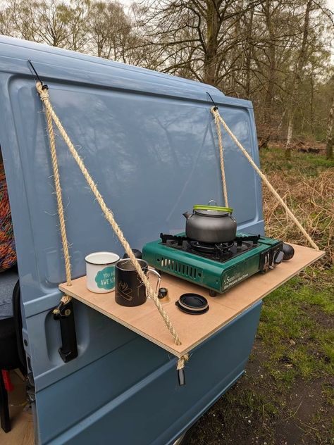 Deco Camping Car, Citroen Berlingo Camper, Diy Van Interior, Converted Vans, Suv Camper, Camping Hacks Diy, Transit Custom, Micro Camper, Van Car