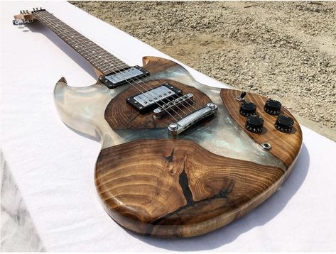 Epoxy Guitar, Guitar Bodies, Sick Guitars, Electric Guitar Kits, Bass Guitar Lessons, Play That Funky Music, Guitar Finishing, Custom Electric Guitars, Guitar Kits