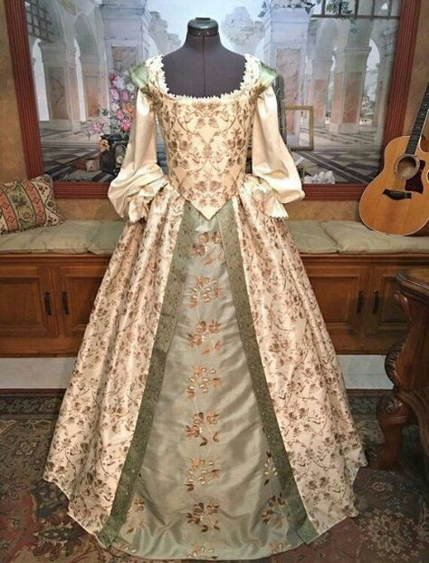 History Cosplay, Sage Gown, Elizabethan Dress, Elizabethan Fashion, Medieval Dresses, Tudor Dress, Tudor Fashion, Tudor Costumes, Ren Fair