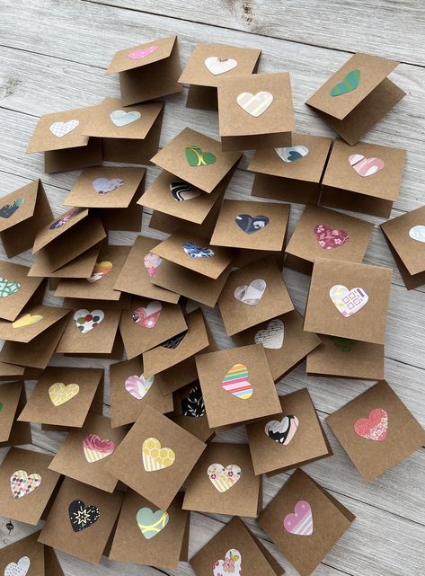 Tiny Love Notes, Chocolate Packing, Gift Card Presentation, Homemade Tags, Notes Craft, Making Gifts, Gift Tag Cards, Ideas Creativas