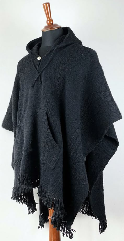 Poncho Men Outfit, Werewolf Outfit Men, Men’s Poncho, Witchy Mens Fashion, Male Witch Aesthetic Fashion, Male Witch Outfit, Lunar Punk, Poncho Fashion, Poncho Men