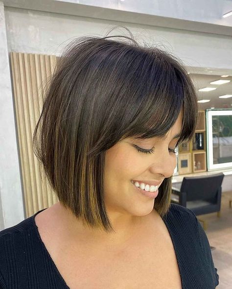 Have you been seeking the most fabulous a-line bobs with bangs for a completely new look? We have them all for you! Like this eye-catching chin-length angled cut with curtain bangs. You wouldn't want to miss the rest of these a-line bobs with bangs found in our gallery. // Photo Credit: @nikcabral on Instagram A Line Bob With Bangs, Line Bob Haircut, Edgy Haircuts, Bob Hairstyles With Bangs, Bob Haircut With Bangs, Bob With Bangs, Short Haircut, Haircuts With Bangs, Hair Today