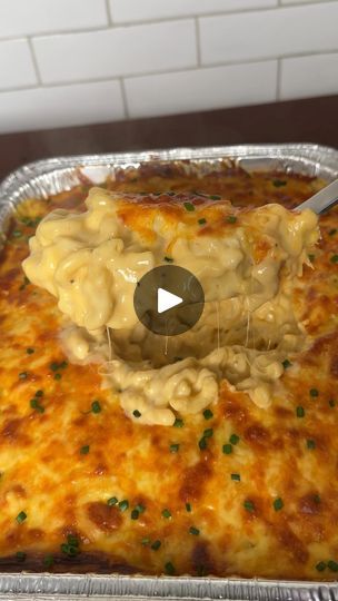 49K views · 6.3K reactions | Baked Mac and Cheese is all I want for Christmas dinner. This was so good! Recipe ⤵️

* In a pan, melt down 1 stick of butter and whisk in 1/4c flour. Add in 1 tsp each: salt, pepper, garlic powder and 1 tbsp hot sauce
* Pour in 2 cups of whole milk and add in 16oz velveeta cheese. Stirring until it melts 
* Pour 1lb of par boiled macaroni noodles into a pan. Add 1 cup of each: Gouda, mozzarella, cheddar cheese and 1 cup of whole milk 
* Pour in melted cheese mixture, mix well and top with more shredded cheese
* Using Ritz Crackers, take 20 Ritz crackers crushing them up as fine as you like. Add 2 Tbsp of melted butter and give it a toss
* Sprinkle Ritz topping on top of the Mac and Cheese and bake at 350°
* After 30 mins or once your cheese on top is melted, i Baked Mac And Cheese Ritz Crackers, How To Melt Cheese For Mac And Cheese, Baked Mac And Cheese With Bread Crumbs, Mac And Cheese Recipe Baked Bread Crumbs, Baked Mac And Cheese Bread Crumbs, Macaroni Noodles, Best Mac N Cheese Recipe, Making Mac And Cheese, Macaroni Cheese Recipes