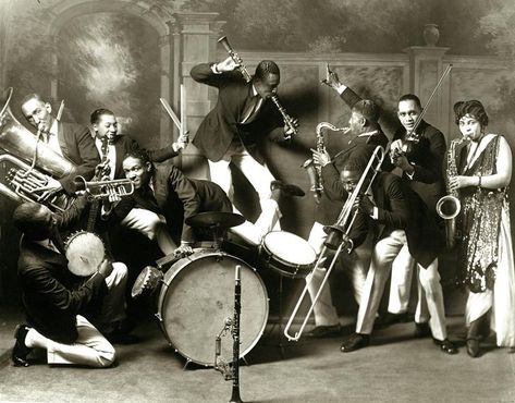 1920s Music, Chicago Jazz, 1920s Jazz, Big Band Jazz, Harlem Nights, Jazz Sheet Music, Band Outfits, Jitterbug, Band Photography