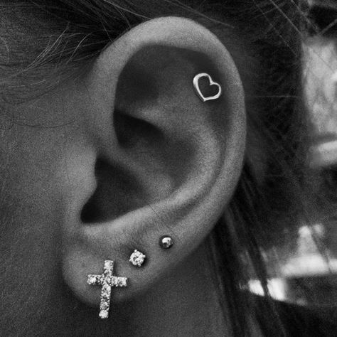 I would like to get my third holes done Ear Peircings, Cool Piercings, Cute Ear Piercings, Cute Piercings, Lobe Piercing, Body Piercings, Tragus Piercings, Helix Piercing, Ear Piercing