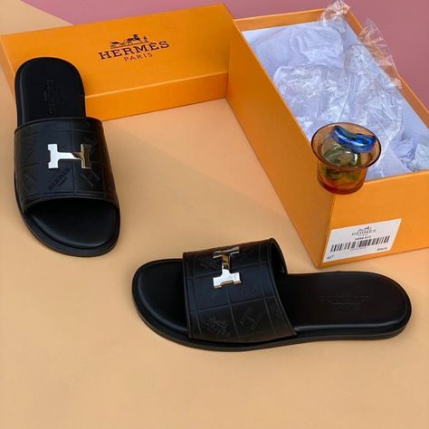 Male Sandals Design, Pam Slippers For Men, Female Slippers, Classy Sandals, Leather Slippers For Men, Block Shoes, Latest African Men Fashion, Fashion Slippers, Gentleman Shoes