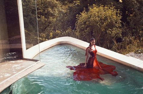 Pool Fashion Editorial, Pool Photoshoot, Debut Photoshoot, Pool Photography, Water Shoot, Wet Dress, Pool Fashion, High Fashion Photography, Juxtapoz Magazine