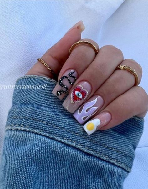 Nails 💅 Heart Eyes Nails, Heart Eye Nails, Colourful Nail Art, Bio Gel Nails, Halo Nails, Mystic Nails, Tattoo 2023, April Nails, Heart Eye