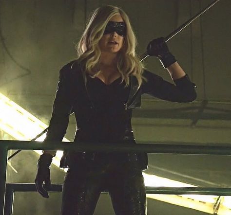 Sara Lance Black Canary, Sara Lance Arrow, League Of Assassins, Arrow Oliver And Felicity, Arrow Black Canary, White Canary, Lance Black, Arrow Tv Series, Supergirl 2015