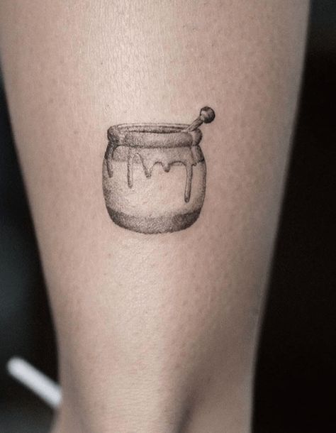 Cute Detailed Honey Pot Tattoo Honey Jar Tattoo Ideas, Honey Stick Tattoo, Hunny Pot Tattoo, Honey Pot Tattoo Simple, Small Honey Jar Tattoo, Honey Jar Tattoo, Honey Pot Tattoo, Pot Tattoo, Honey Tattoo