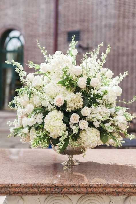 So what is the price of wedding flowers? How much do you need for your wedding budget? Check out our latest blog to find out... Altar Flowers, Church Wedding Decorations, Unique Wedding Flowers, Wedding Floral Centerpieces, Church Flowers, Flower Centerpieces Wedding, Ceremony Flowers, Wedding Arrangements, Deco Floral