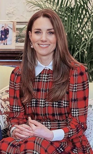 Kate Middleton Family, Catherine Princess Of Wales, Princesse Kate Middleton, Looks Kate Middleton, Kate Middleton Hair, Duchesse Catherine, Hospital Workers, Princess Katherine, Queen Kate