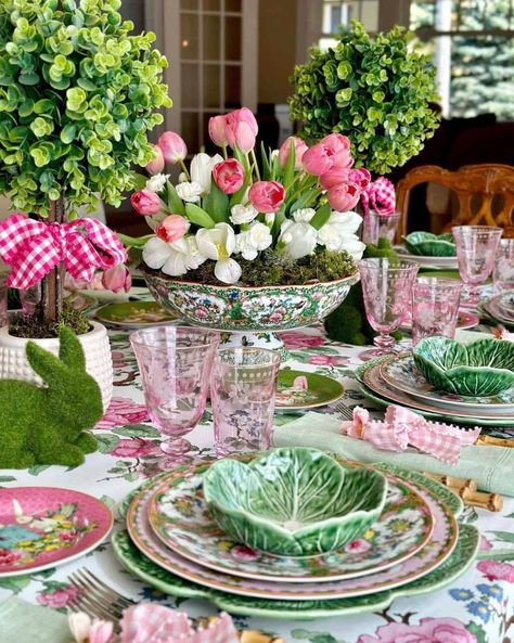 22 Easter Table Settings And Centerpieces For Stunning Spring Decor Coloring Scheme, Easter Activities For Toddlers, Fun Easter Decorations, Easter Brunch Table, Entertaining Tablescapes, Colorful Table Setting, Easter Crafts Preschool, Easter Craft Projects, Easter Crafts For Toddlers