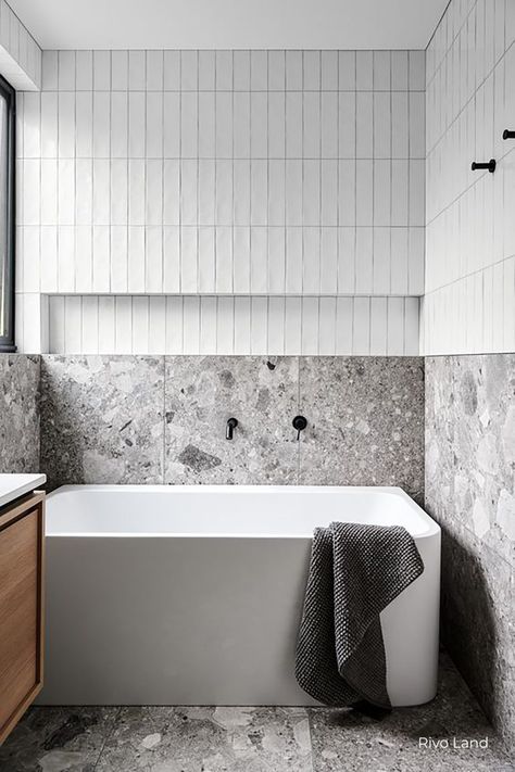 Bathroom Wall Coverings, Terrazzo Bathroom, Neutral Bathroom, Bad Inspiration, Bathroom Design Inspiration, Hus Inspiration, Main Bathroom, Grey Bathrooms, Bathroom Renos