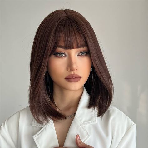 Cropped Hairstyles, Short Brown Bob, Pelo Cafe, Wig With Bangs, Brown Wig, Short Bob Wigs, Summer Hair Color, Short Wigs, Straight Wig