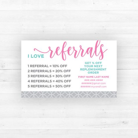 Aesthetician Room Decor, Aesthetician Room, Lash Business Ideas, Avon Marketing, Trade Show Ideas, Spa Stuff, Rodan And Fields Business, Salon Offers, Spa Menu