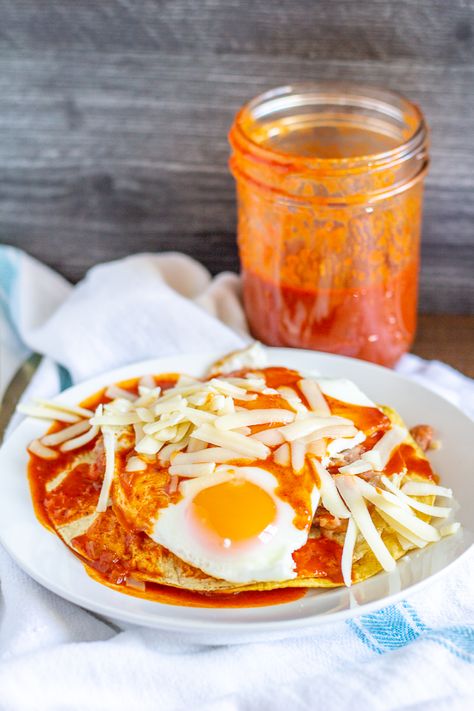 Red Chile Salsa, Red Chile Sauce Recipe, Chile Sauce Recipe, New Mexico Red Chile, Sauce For Eggs, Red Chile Sauce, New Mexico Style, Red Chili Sauce, How To Make Red