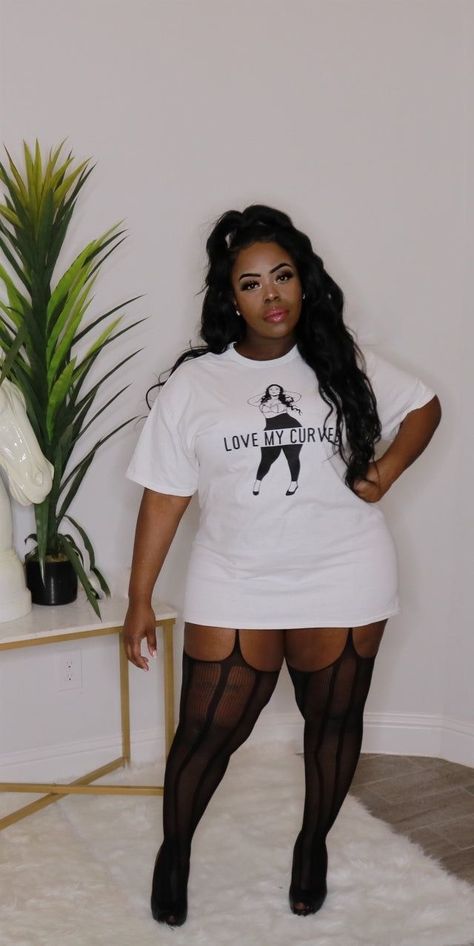 Birthday Plus Size Outfits, T Shirt Dress Diy, Tshirt Dress Diy, Shirt Dress Diy, Cut Up T Shirt, Plus Size Baddie Outfits, Plus Size Summer Outfits, Black Plus Size, Plus Size Summer Outfit