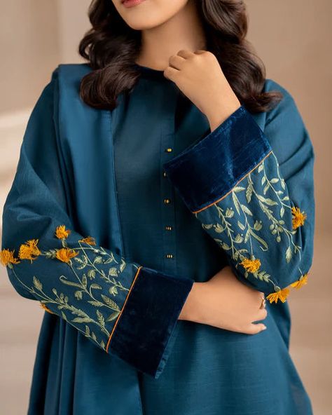 Elegant designer khadder / Velvet ready to wear Shop : www.brandaffection.uk ( Link in bio 👆) #velvetsuits #khaddersuits #wintersuits #pakistanidesignersuitsuk #ukfashion #pakistanisuits #designerwintercollection Khadder suits , velvet suits , khadder shawls , velvet shawl suits , khadder shawl suits , winter suits Khaddar Shirt Design, Simple Shirt Design, Saree Blouse Styles, Desi Dress, Illustration Collage, Winter Suits, Elegant Shawl, Hand Embroidery Dress, Velvet Shawl