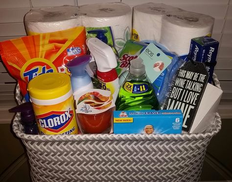 Housewarming Gift For Guy Baskets, Dollar Tree House Warming Gift Basket, Small Housewarming Gift Basket, New House Gift Basket For Men, Home Essentials Gift Basket, Move In Basket Gift Ideas, Cheap House Warming Gift, Diy Housewarming Gift Basket, Good House Warming Gifts