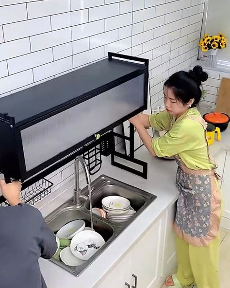 Smart gadgets and space savers you can't live without! | Smart gadgets and space savers you can't live without! | By Nifty & Thrifty | Life just got a whole lot easier with these genius gadgets that save the day. This sink rack multitasks like a pro, draining water and storing your essentials. Who wants moist buggy rice? Not you. This rice bucket is on a mission to keep your grains fresh and insect free. You need more space without the hassle? Check out this floor standing storage rack. It's des Sink Shelf Kitchen, Large Kitchen Sinks, Sink Dish Drying Rack, Kitchen Sink Rack, Kitchen Design Black, Modern Kitchen Design White, Kitchen Design White, Kitchen Storage Space, Kitchen Sink Storage