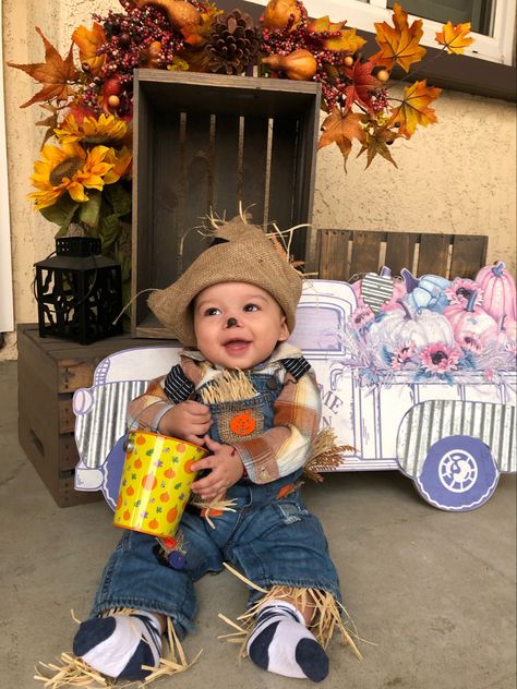 Baby Scarecrow Costume Boy, Boy Costume Ideas, Baby Scarecrow Costume, Baby Scarecrow, Scarecrow Costume, Boy Halloween Costumes, Halloween Boys, Boy Costumes, First Halloween