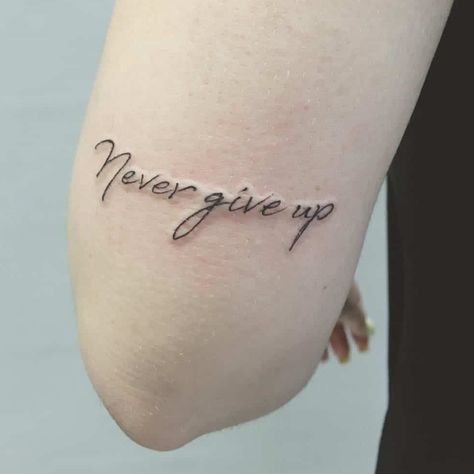 Inspirational tattoo designs are perfect for anyone who is trying to stay positive, and who is trying to have positive thoughts in their life.… #tattoos #backtattoo #tattoo Never Give Up Tattoo Ideas, Tattoo Never Give Up, Never Give Up Tattoo, Up Tattoo Ideas, Men's Tattoo, Inspirational Tattoo, Inspiration Tattoos, Back Tattoos For Guys, Up Tattoo