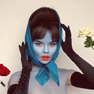 Makeup inspired by the beautiful artwork of Hajime Sorayama Vintage Alien, Alien Makeup, Alien Costume, Makeup Inspired, Halloween Makeup Inspiration, Tim Walker, Halloween Inspo, Instagram Makeup, Club Kids