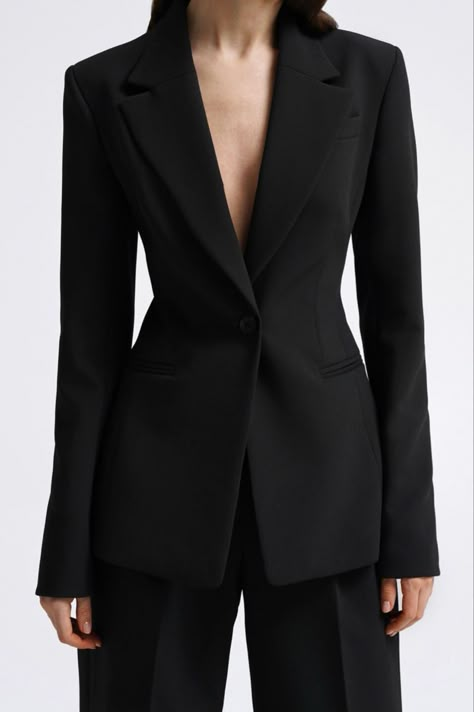 Graduation Suits, Elegant Girls, Woman In Suit, Woman Suit Fashion, Classy Work Outfits, Stylish Clothes, Black Suit, Blazer Outfits, Professional Outfits