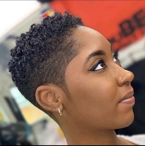 Black Hair Haircuts, Woman Haircut, Low Cut Hairstyles, Short Black Haircuts, Natural Hair Haircuts, Short Fade Haircut, Short Natural Haircuts, Short Hair Designs, Short Natural Curly Hair