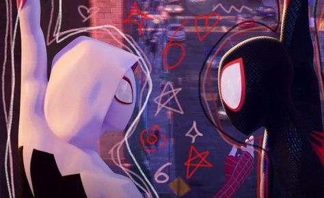 Ghost Spider And Miles Morales, Spiderman Accros The Spider Verse Pfp, Gwen Stacy Pfps, Spider-man: Beyond The Spider-verse, Spiderman Across The Spider Verse Gwen Stacy, Spider Verse Miles And Gwen, Spider Man Into The Spiderverse Icons, Miles And Gwen Pfp, Spiderverse Gwen And Miles