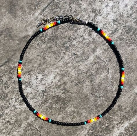 Western Chokers, Choker Ideas, Western Jewelry Necklace, Simple Beaded Necklaces, Western Necklaces, Beaded Necklace Patterns, Beaded Jewelry Necklaces, Beaded Necklace Designs, Bead Choker