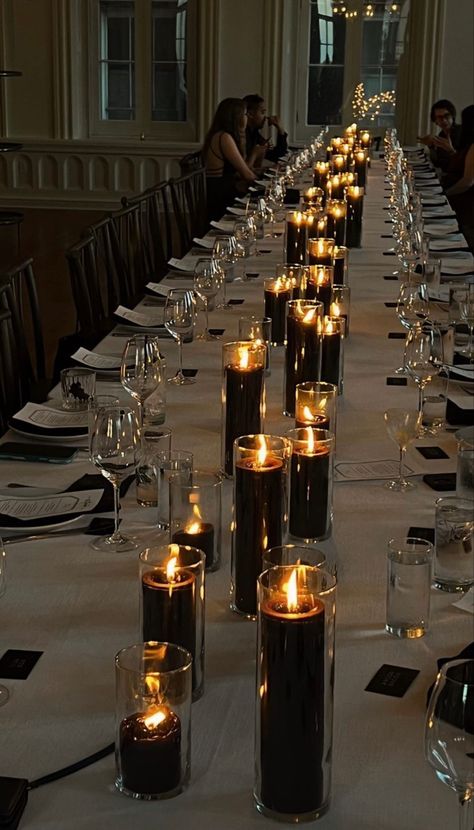 Black Themed Table Setting, Black And White Dinner Party Decorations, Dark Modern Wedding Theme, Extravagant Party Ideas, Men’s Birthday Dinner Decor, Black Party Centerpiece Ideas, Black Theme Centerpieces, Small Candle Centerpieces Wedding, Luxury Birthday Party Aesthetic Men