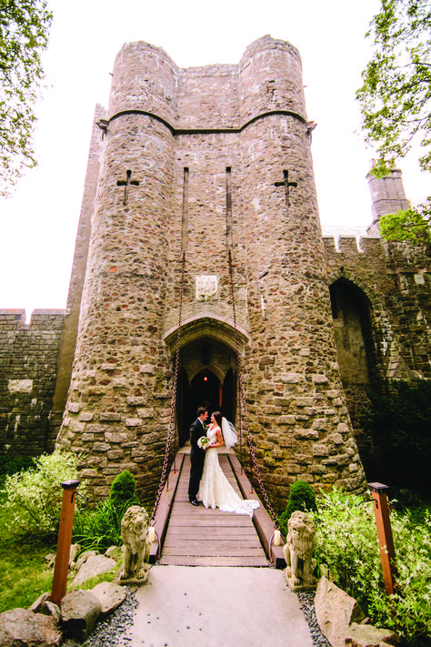 Hammond Castle Wedding Castle Wedding Venues, Ma Wedding Venues, Hammond Castle, Dream Wedding Locations, Massachusetts Wedding Venues, Castle Wedding Venue, Wedding Destinations, Enchanted Wedding, Fantasy Wedding