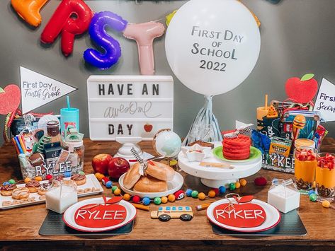 We do this every year on the morning of their first day of school! ❤️ The kids love waking up to a fun table and special goodies for each of them! First Day Of School Breakfast, Back To School Breakfast, Fun Breakfast, School Breakfast, Cool Tables, Breakfast Table, Best Breakfast, First Day Of School, First Day