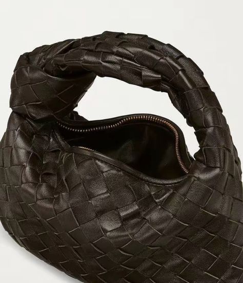 🤎 Bottega Jodie, Bottega Bag, Mini Hobo Bag, Bottega Veneta Jodie, Veneta Bottega, Mini Jodie, Bottega Veneta Bag, Things I Need To Buy, Dream Bags