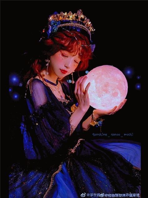 Astronomy Dress Aesthetic, Female Pose Reference Holding Something, Beautiful Poses Reference Drawing, Holding A Star Reference, Person Holding Camera Reference Drawing, Holding A Ball Pose, Celestial Pose Reference, Holding Crystal Ball Reference, Holding Something In Hands Pose