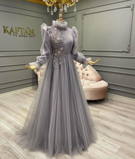 Muslim Prom Dress, Beautiful Gown Designs, Dresses Handmade, Muslim Evening Dresses, Gowns Dresses Elegant, Ruffle Wedding Dress, Fancy Dresses Long, Long Sleeve Dress Formal, Womens Prom Dresses