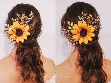 Winter Sunflower Wedding, Sunflower Wedding Hairstyles, Sunflower Wedding Hair, Sunflower Wedding Veil, Sunflower Crown, Sunflower Veil, Sunflower Wedding Ring, Sun Themed Wedding, Sunflower Hairstyle