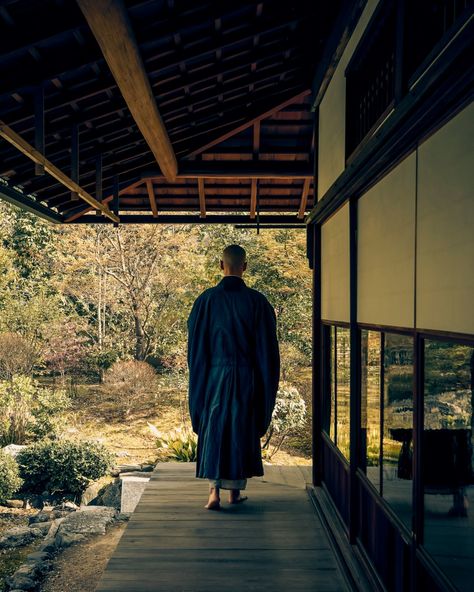 A short walk from its home within a secluded forest, Aman Kyoto invites guests to visit Kinkaku-ji, a remarkable Zen Buddhist temple looking out across its immaculate Japanese garden. Within this tranquil space, local monks teach the principle of Zen meditation, deepening an awareness of the mind and connection to the present moment. Stripping back internal noise creates a simplicity in the texture of everyday, allowing for a greater sense of appreciation for life’s gifts. Aman Kyoto, Traditional Japanese Architecture, Japanese Temple, Stone Pathway, Trainspotting, Zen Meditation, Buddhist Monk, Present Moment, Buddhist Temple