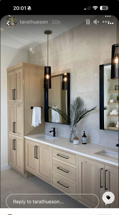 Two Sink Bathroom Ideas, Dual Vanity Bathroom Ideas, Closet Bathroom Combo, Spa Bathroom Ideas Master Bath, L Shaped Bathroom Vanity, Sauna Bathroom Ideas, Closet In Bathroom, Bathroom Ideas Tiny, Bathroom Built Ins