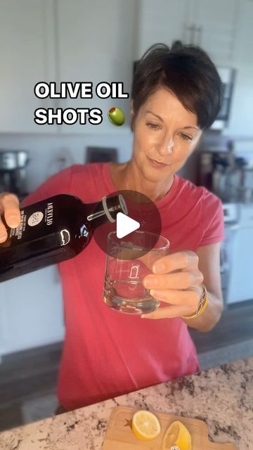 Lara Cottle 💫 on Instagram: "BESIDES IT TASTING LIKE MAGIC ⬇️

@olivedaofficial I56 Arbequina Olive Oil is a blessing 🙌🏼 Like nothing else honestly! Inspired by ripe apples, green olives, wild meadow herbs and sweet almonds. 💯 percent olive oil from our mountain grown protected olive groves. Did you know they use NO fertilizer, pesticides or toxic chemicals?! Cold pressed from ONE single source 🎉 For me, it is the love that goes into it and the passion ❤️

🫒 Olive oil shots helps with colon health, manages blood sugar, keeps your gall bladder healthy, reduces inflammation and much more. Once you try it you cannot go back to anything else. 

Be sure to tap follow so you can keep getting g educated and remember to DM me always with your questions 🌿🌟

#arbequinaoliveoil #oliveoilshot Olive Oil Shots, Drinking Olive Oil, Olive Oil Benefits, Gall Bladder, Wild Meadow, Colon Health, Green Olives, Toxic Chemicals, Holistic Beauty