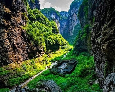 THE 10 BEST Chongqing Tours & Excursions for 2024 (with Prices) Zhangjiajie, Shanghai Disney Resort, Natural Bridge, Perfect Itinerary, Chongqing, Famous Movies, Nanjing, Forest Park, River Cruises