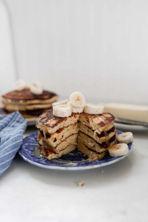 Einkorn Pancakes Einkorn Pancakes, Healthy And Easy Breakfast, Milled Flour Recipes, Homemade Breakfast Recipes, Cook From Scratch, Einkorn Recipes, Fresh Milled Flour, Farmhouse On Boone, Einkorn Flour