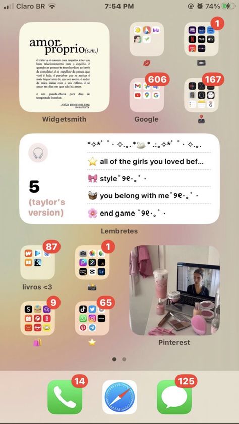 What’s On My Iphone Layout, Aesthetic Wigitsmith, Decorate Phone Screen, Cute Phone Setup, Phone Screen Organization, Cute Phone Layout Ideas, Widget Iphone Ideas, Aesthetic Iphone Organization, Iphone Widgets Ideas