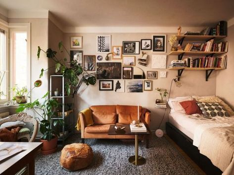 Cozy & warm studio apartment Small Studio Apartment Decorating, Cozy Studio Apartment, Tiny Studio Apartments, Studio Apartment Living, Deco Studio, Small Studio Apartments, Apartment Layout, Apartment Aesthetic, Apartment Style