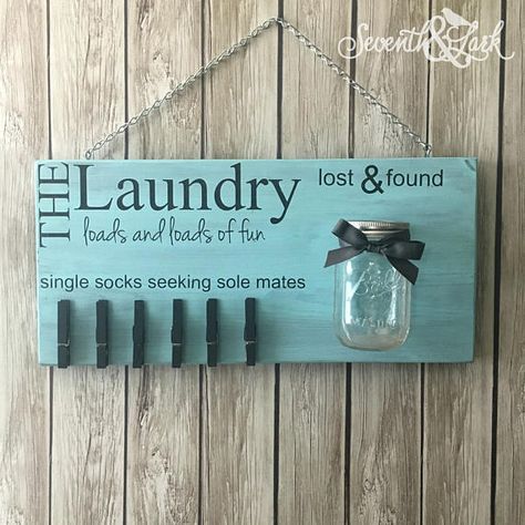 Diy Home Decor For Apartments, Laundry Sign, Lost Socks, Laundry Room Signs, Dekor Diy, Laundry Signs, Do It Yourself Crafts, Room Deco, Functional Decor