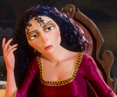 Gothel Disney Movie Villains, Tangled Mother Gothel, Rapunzel Y Flynn, Tangled Pictures, Mother Gothel, Female Villains, Flynn Rider, Disney Bound Outfits, Disney Songs